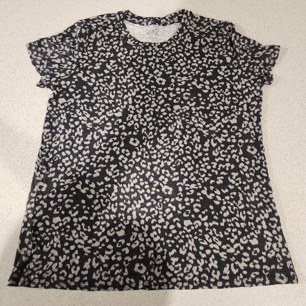 Maurices NWT Leopard Print T-Shirt